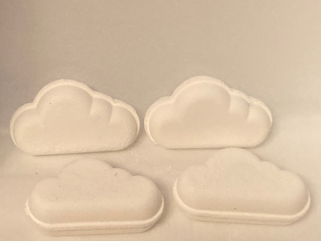 Cloud bath bomb